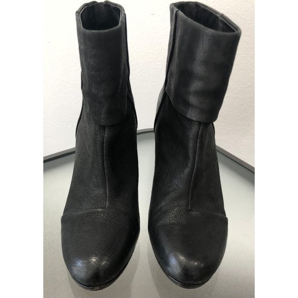 Vince Camuto Black Hadley Leather Heeled Bootie - Picture 2 of 7